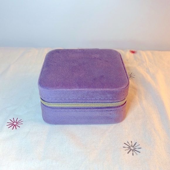 Velveteen Mini Travel Jewelry Box *NEW* - Picture 2 of 4